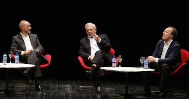 Vargas Llosa, Pérez-Reverte y Marías reviven su pasión por la literatura