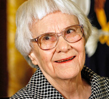 Muere Harper Lee