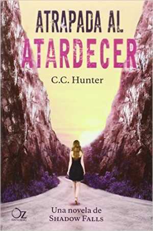 ATRAPADA AL ATARDECER