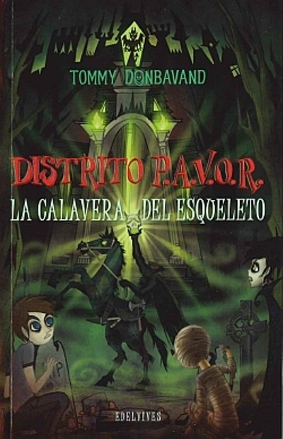 Portada de LA CALAVERA DEL ESQUELETO. Distrito Pavor 5
