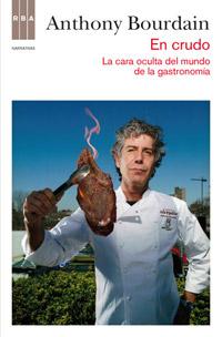 Portada de EN CRUDO. La cara oculta de la gastronomía